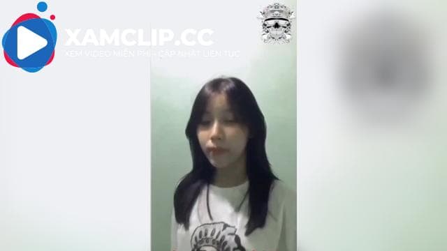 Hot girl Tiktok cởi áo khoe thân từ nhà tắm tới phòng ngủ