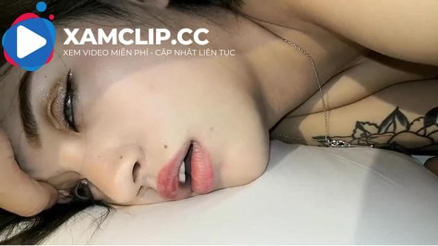 Đi ăn sinh nhật của thằng bạn mà say như này bảo sao không bị hấp