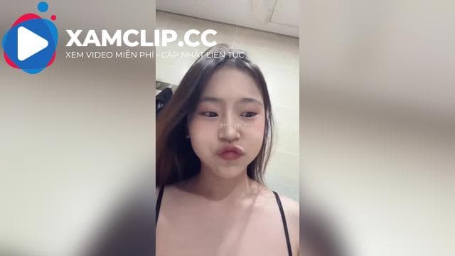 BicThao(Bích Thảo) thủ dâm bằng quả dưa rồi gửi full clip cho bạn trai