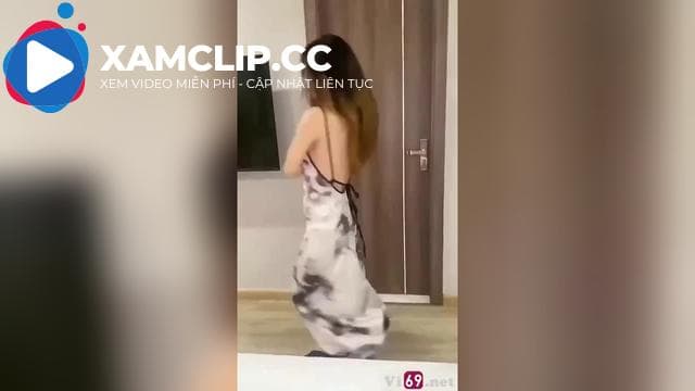 Bé sinh viên nhí nhảnh chịch các tư thế khắp phòng từ ghế tình yêu lên giường