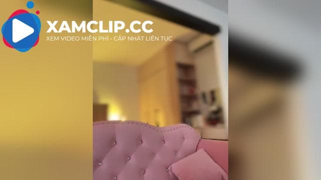 Nay mưa quá nên bay ở nhà thôi.