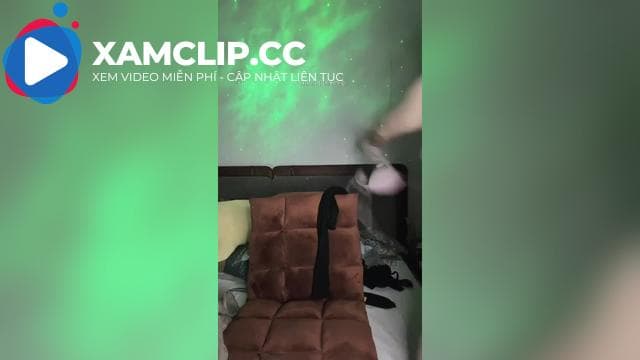 Uyên Chem Chép cô nàng thích chơi trò bạo dâm