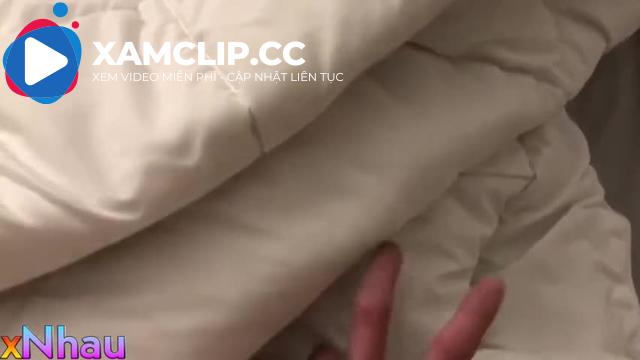 đừng quay clip em sợ lộ lắm, ai ngờ lộ thật=))